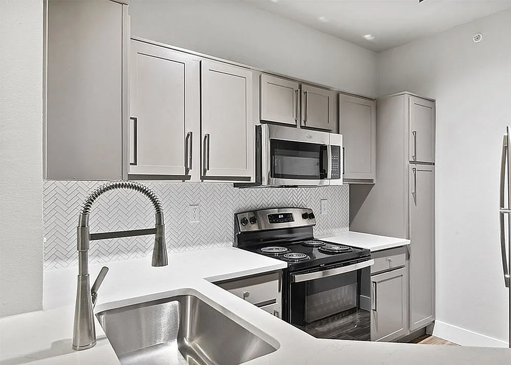 Saratoga Ridge — Photo 1