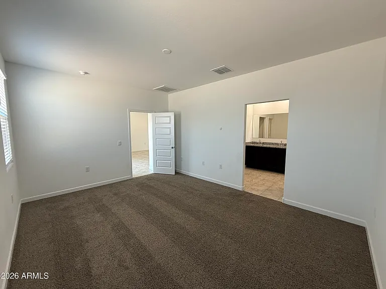 2474 W Sable Ave — Photo 22