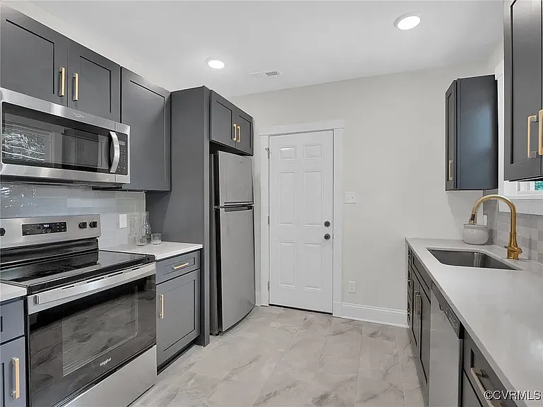 3802 Plymouth Dr — Photo 14