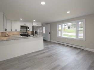 18 Whitehall Rd #A, Hooksett, NH 03106