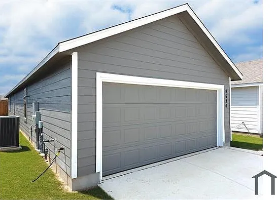 3 bed, 1386 sqft, $1,650 — Photo 2