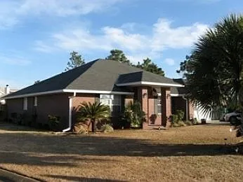 4 bed, 2489 sqft, $3,000 — Photo 1