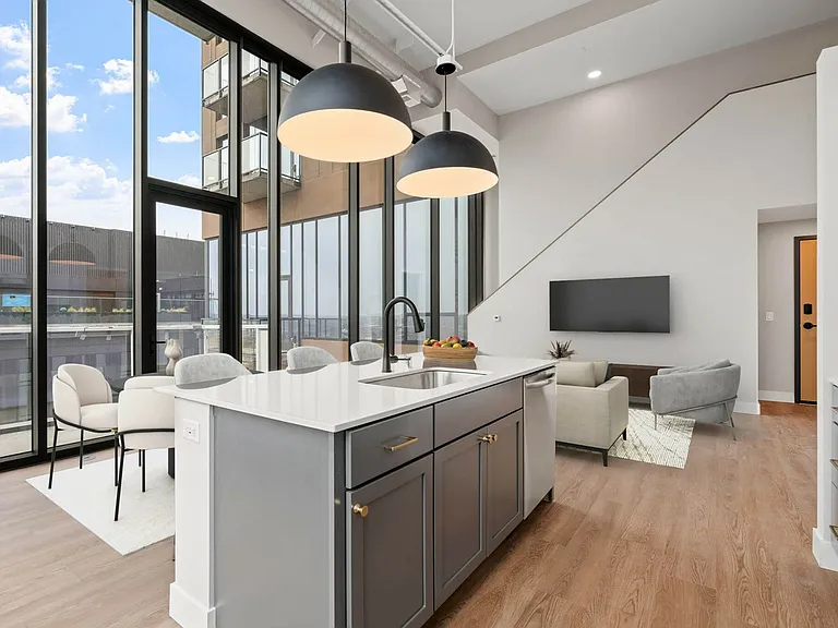 Floor to Ceiling Windows