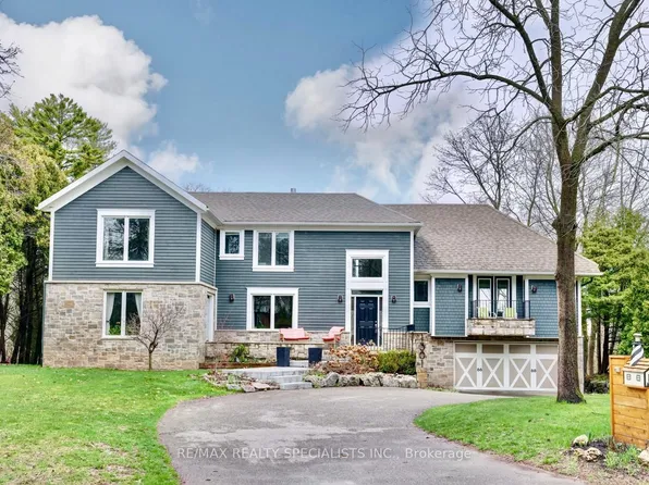 1301 Gatehouse Dr, Mississauga, ON L5H 1A6