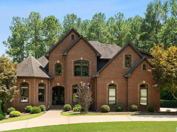 1469 Ballantrae Club Dr, Pelham, AL 35124