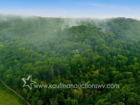 2nd image of 679 Burnems Run Rd