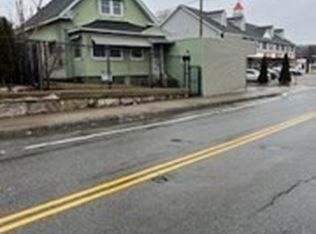 681 Millbury St, Worcester, MA 01607