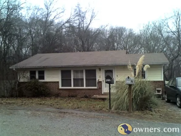 122 Robbins Rd, Harriman, TN 37748