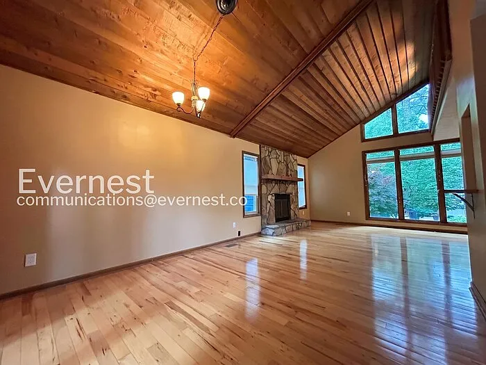 770 Bayliss Dr — Photo 11