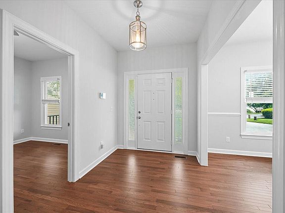 3rd image of 4616 Thendara Way