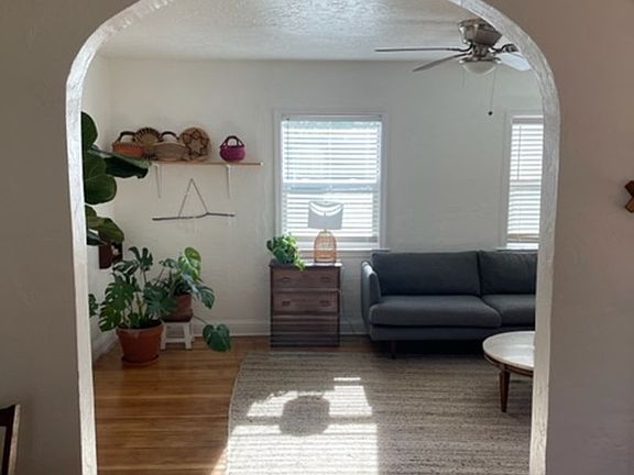 5th image of 1335 Willis St