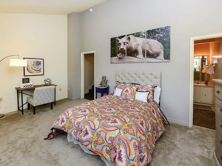 Briarwood Apartments and Townhomes — Photo 8