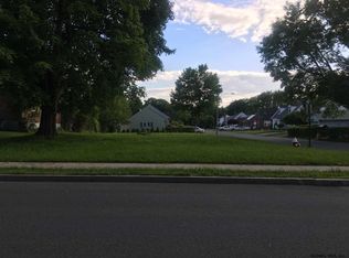 998 Washington Ave, Rensselaer, NY 12144