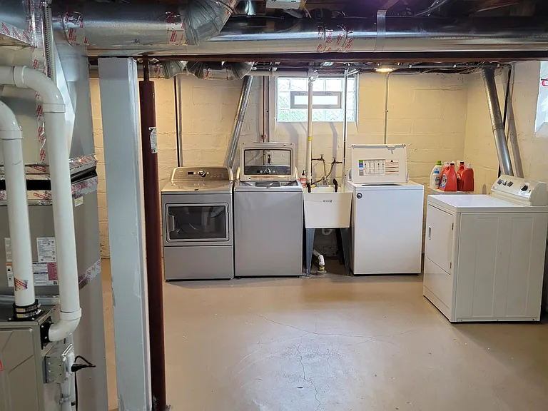 4409 Nokomis Ave — Photo 41