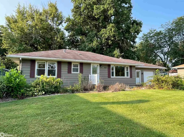 633 Acres St, Burlington, IA 52601