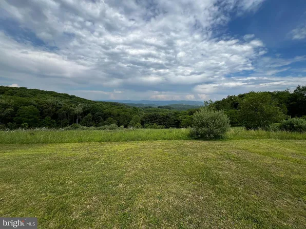 18 S Gosling Ln, Friendsville, MD 21531