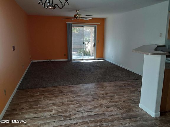 3rd image of 2025 W Calle Cielo De Oro