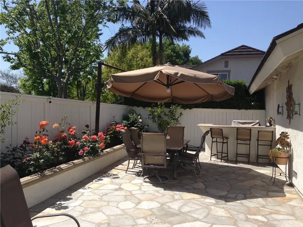 57 E Yale Loop #30, Irvine, CA 92604