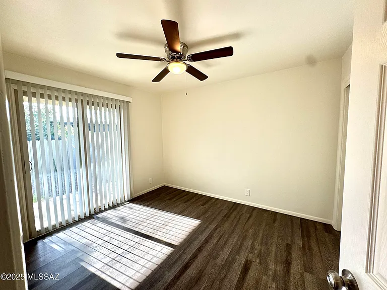 3323 E Blacklidge Dr #3323 — Photo 17