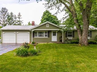 61 Bellmawr Dr, Rochester, NY 14624