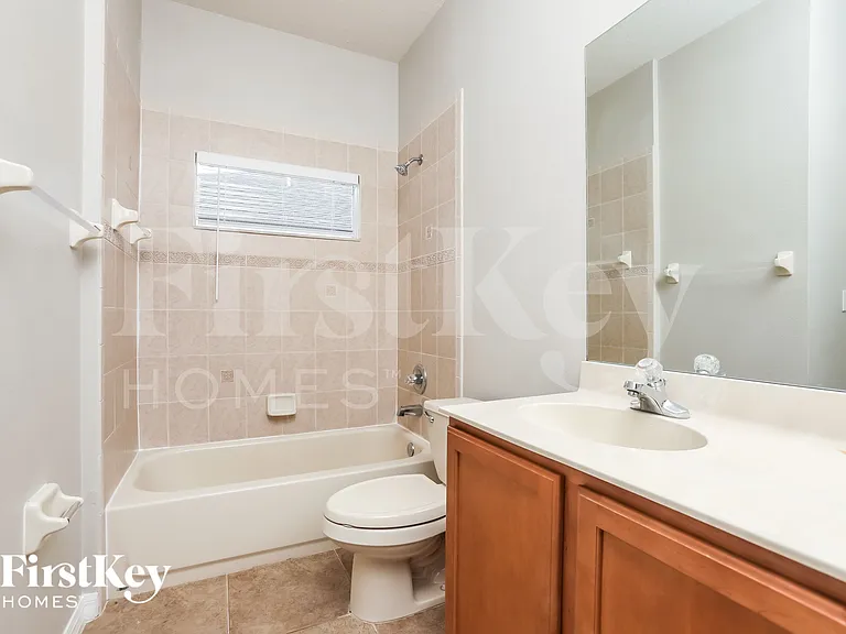 1850 Beth Ct — Photo 13