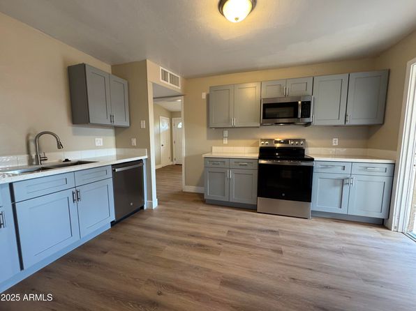 2020 E Arbor Ave