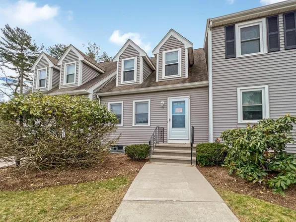 15 Basking Ridge Dr #15, Middleboro, MA 02346