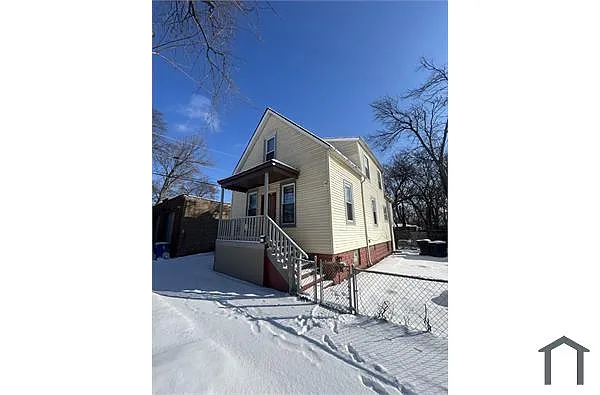256 W 112th Pl photo 1