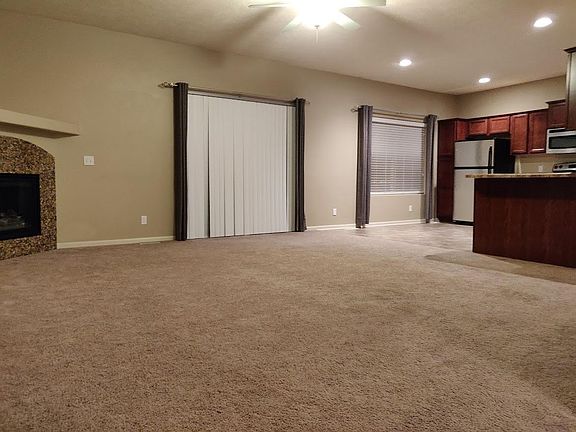 2nd image of 5117 S 195th Cres