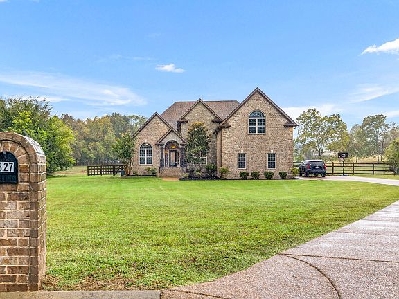 2nd image of 827 Buckshot Ct