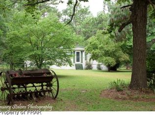 31 Paul Tysinger Ln, Cameron, NC 28326