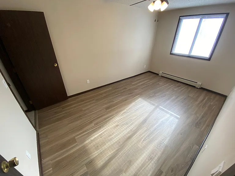 2520 Fairoak — Photo 29