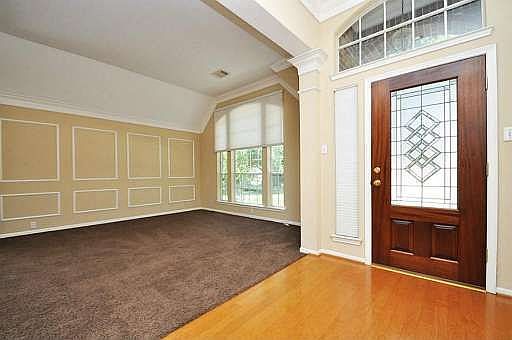 3rd image of 19606 Piney Place Ct