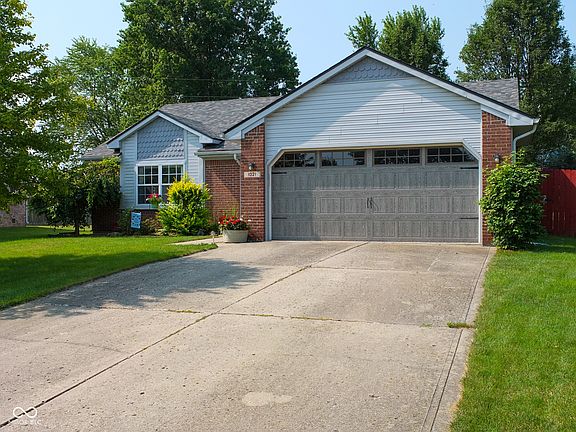 2nd image of 1021 Embassy Dr