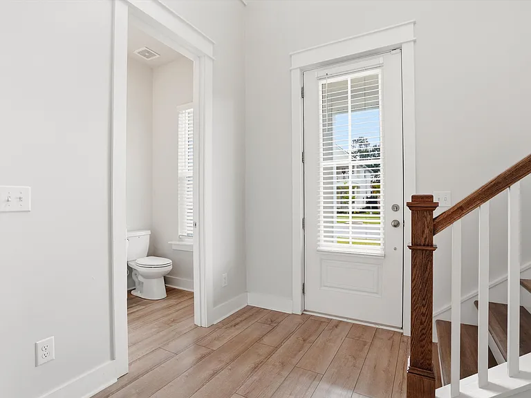 392 Parish Farms Dr — Photo 3