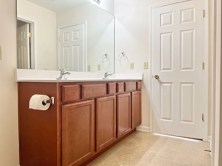 805 & 807 Melanie Ln #807 — Photo 12