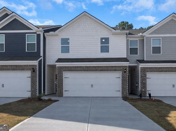 5455 Biltmore Dr, Atlanta, GA 30349 townhouse