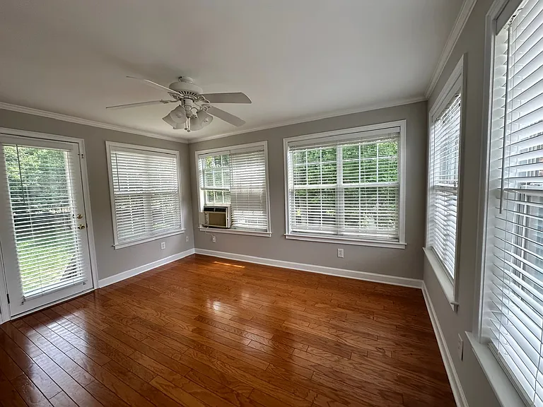 5885 Sarah Orr Ln — Photo 13