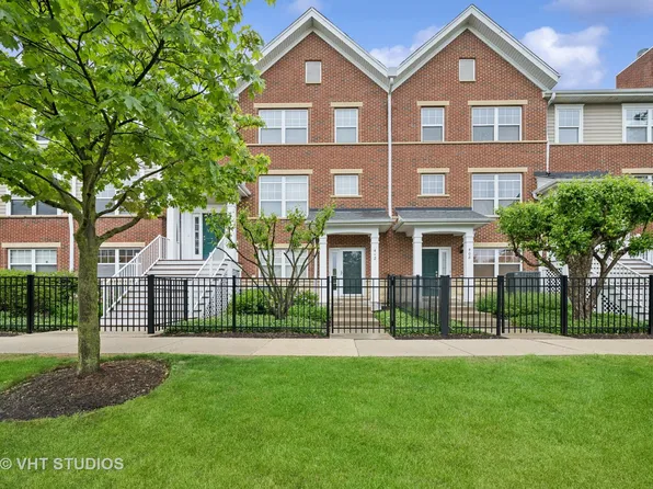 412 W Wood St, Palatine, IL 60067