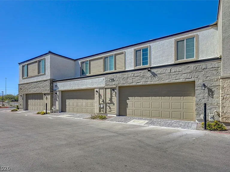 909 Kyanite Ln — Photo 45