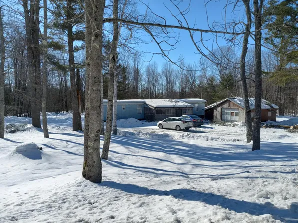 558 Warren Hill Road, Palmyra, ME 04965