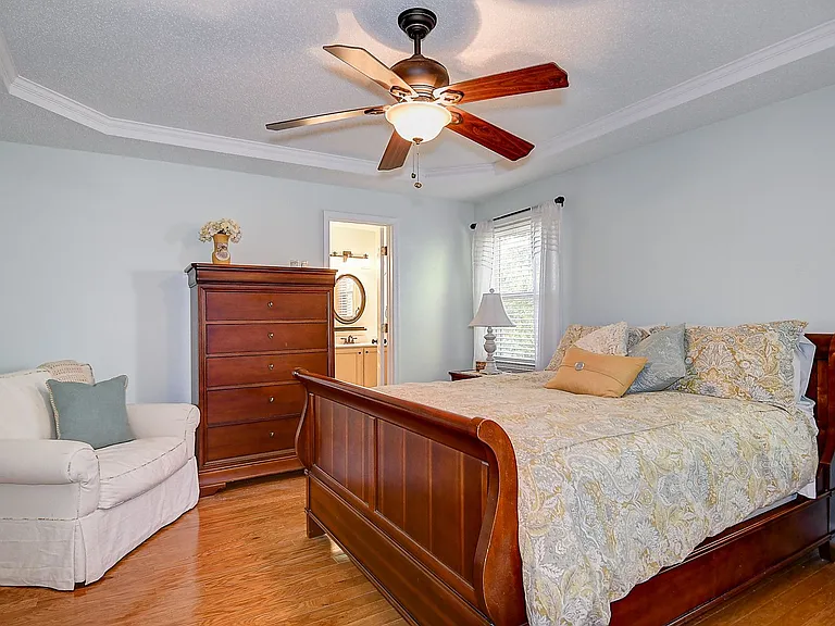 306 Esplanade Pl — Photo 21