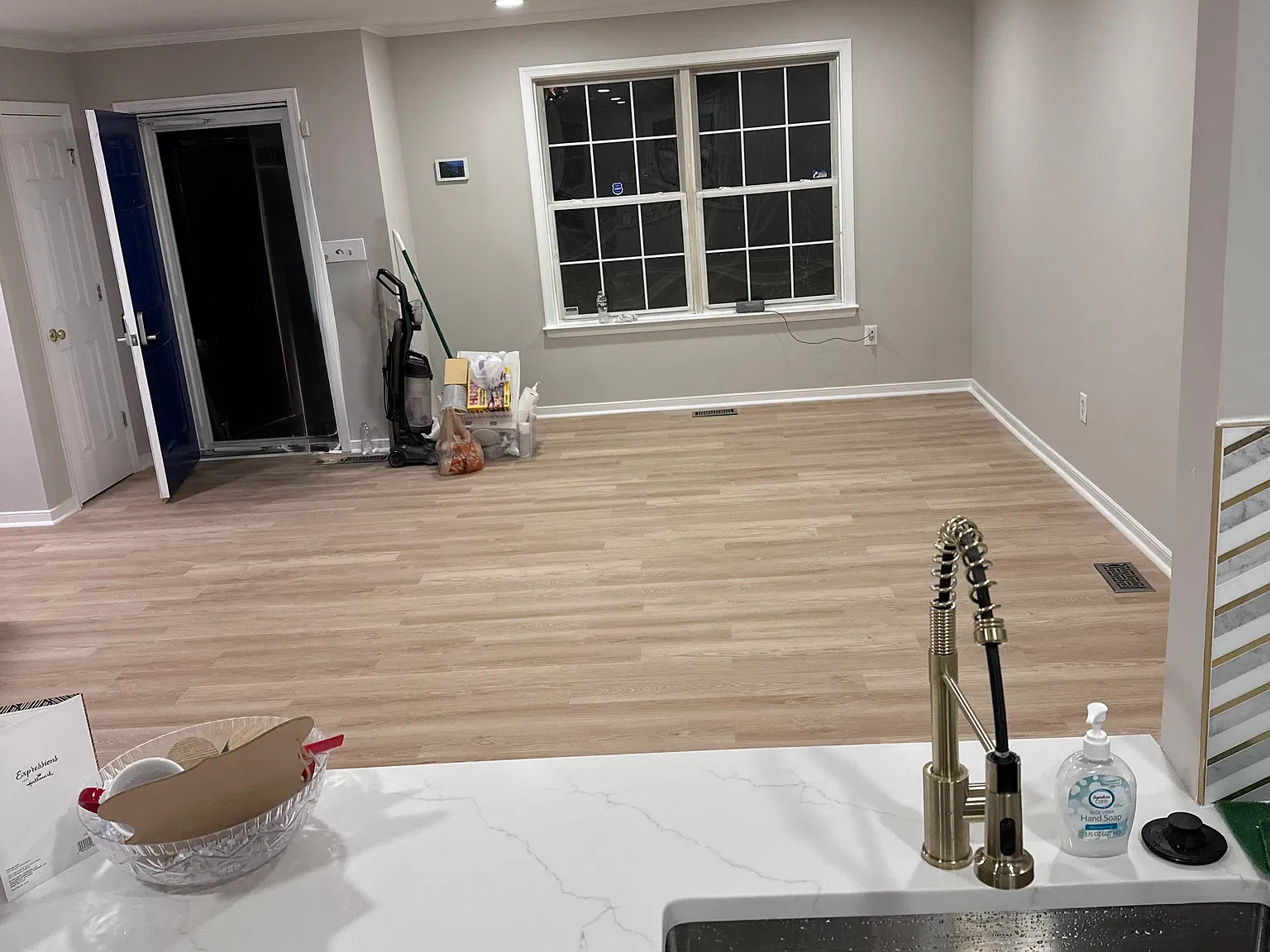 302 Munsons Hill Ct — Photo 4