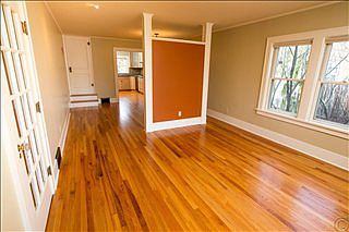 4th image of 317 E Kent Ave
