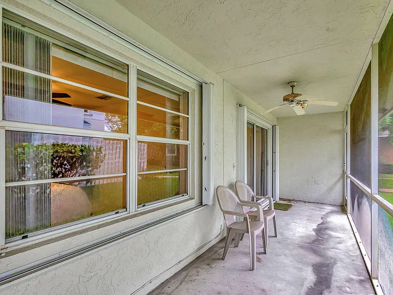 13796 Yarmouth Dr — Photo 13