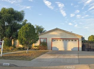 1028 W Woodcrest St, Bloomington, CA 92316