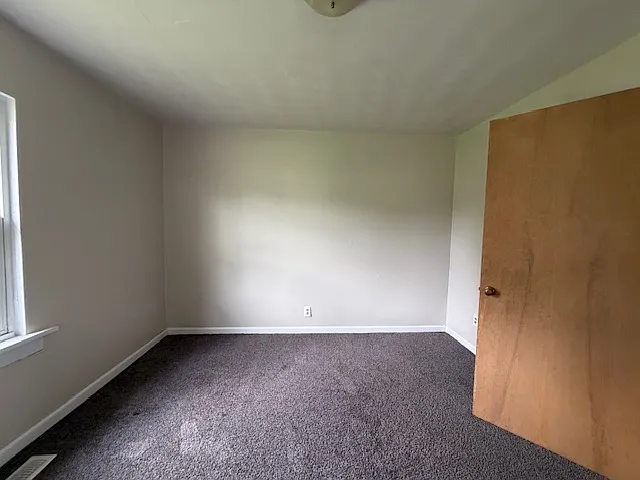208 S Bendix Dr — Photo 10
