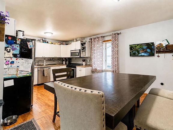 2nd image of 1762 21st AVENUE