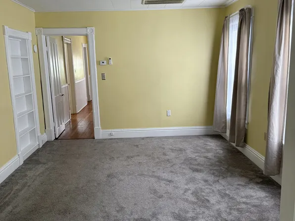 418 7th Ave Floor 2, Troy, NY 12182
