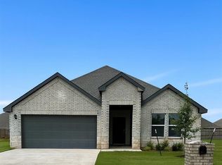2412 Kathleens Xing, Yukon, OK 73099